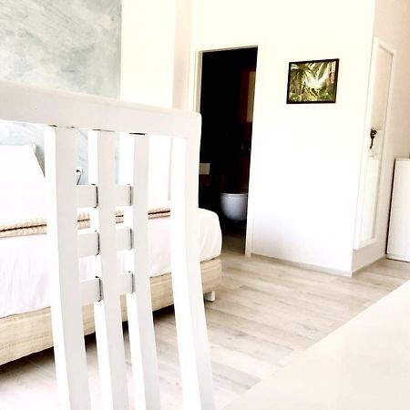 Amberyellowbnb Shkodër Buitenkant foto