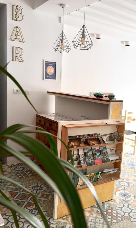 Amberyellowbnb Shkodër Buitenkant foto