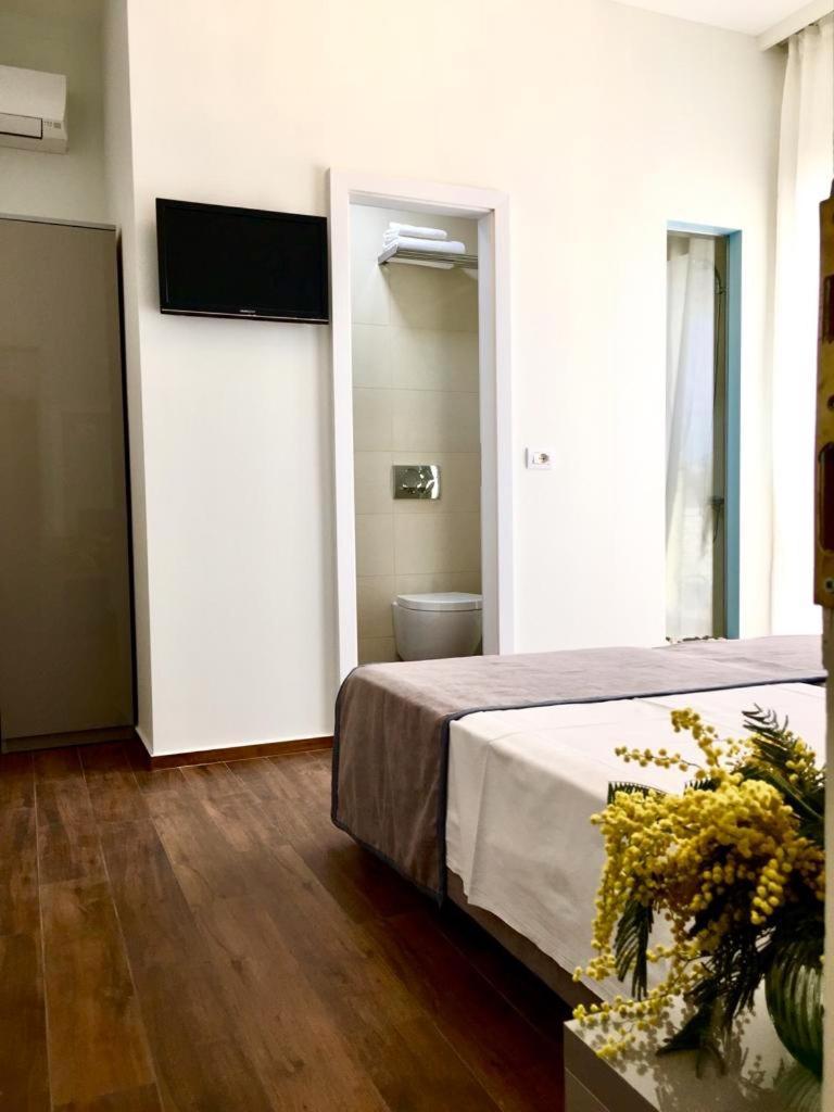 Amberyellowbnb Shkodër Buitenkant foto